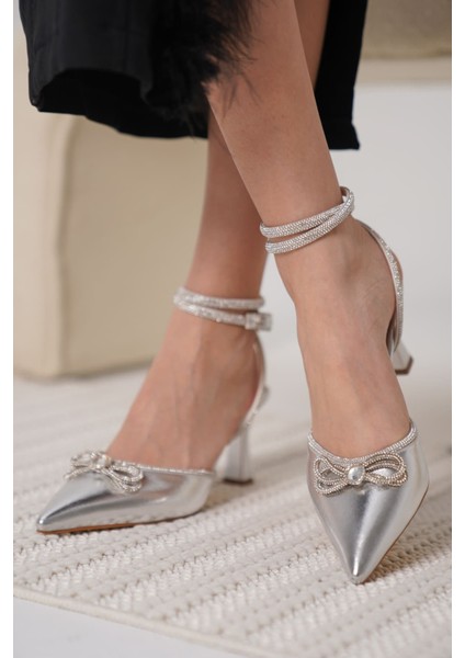 Irina Kadın Gümüş Taşlı Topuklu Ayakkabı fiyatları