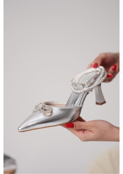 Irina Kadın Gümüş Taşlı Topuklu Ayakkabı indirimleri