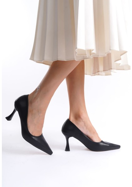 Cordelia Kadın Mat Siyah Stiletto