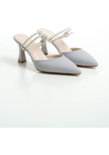 Georgina Kadın Taşlı Gri Saten Topuklu Ayakkabı