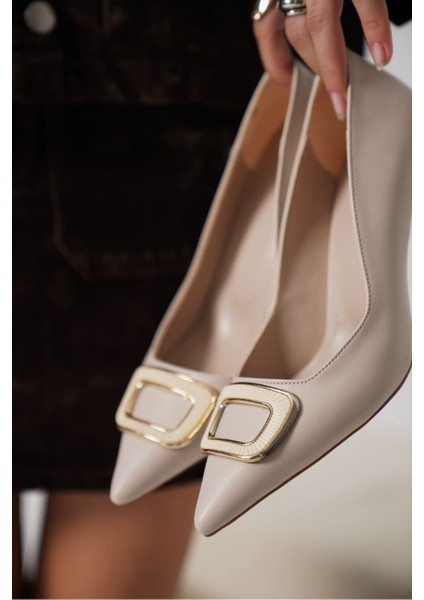 Emery Kadın Bej Topuklu Ayakkabı