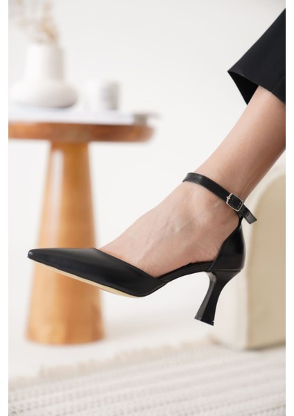 Clara Kadın Siyah Topuklu Ayakkabı modelleri