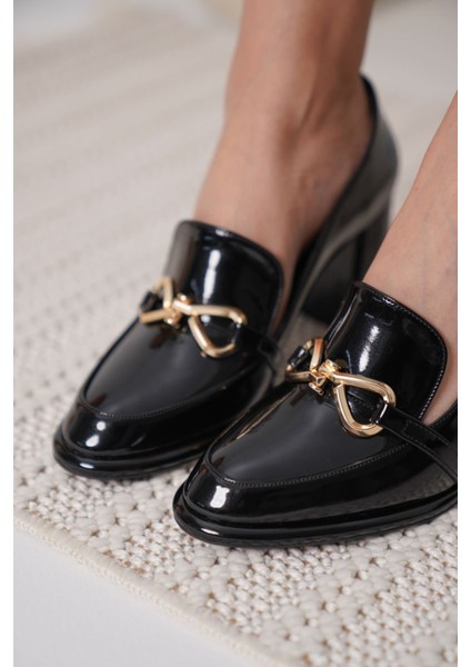 Melly Siyah Rugan Kadın Topuklu Ayakkabı