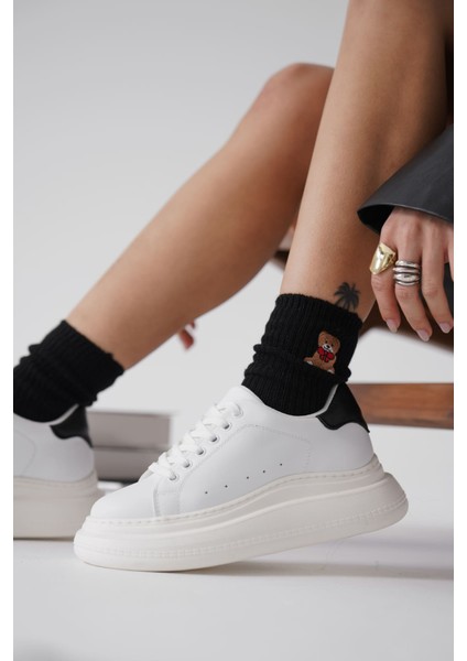 Bella Beyaz Arkası Siyah Kadın Spor Ayakkabı