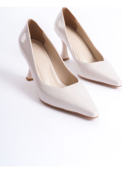 Cordelia Kadın Bej Rugan Stiletto