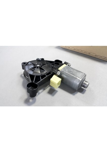 Vw Golf 7 5g 2013-2020 Cam Motoru Ön Sağ Orijinal fiyatları