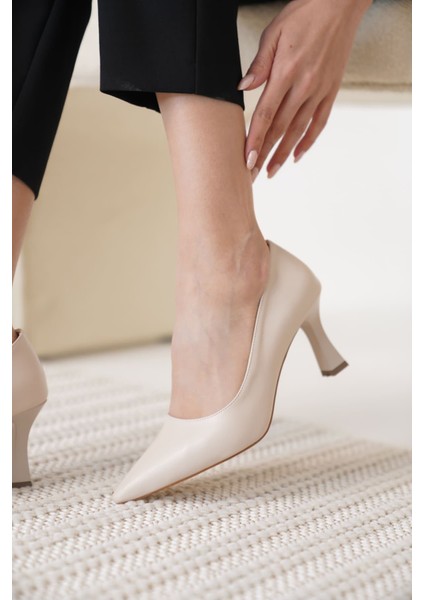 Alexandra Kadın Bej Stiletto
