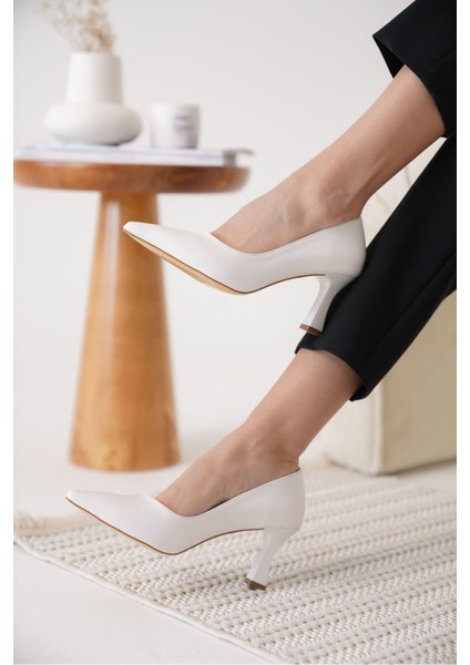 Alexandra Kadın Beyaz Stiletto indirimleri