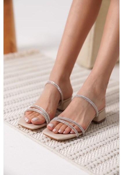 Emma Kadın Kalın Topuklu Bej Terlik