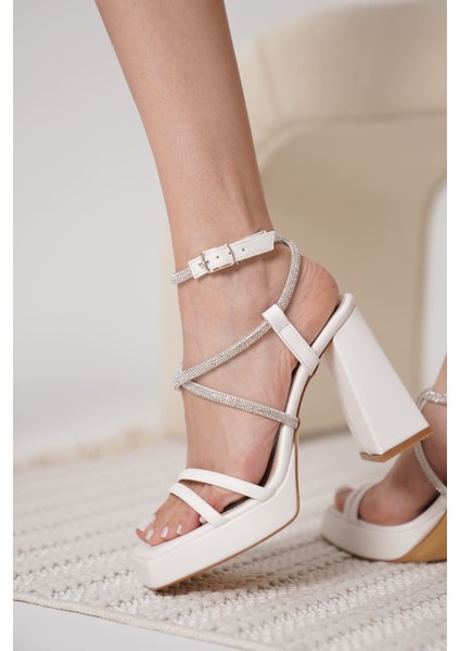 Carmen Kadın Beyaz Topuklu Sandalet indirimleri