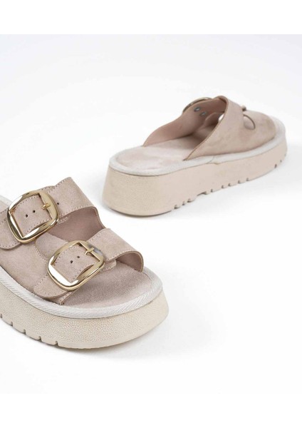 Place Bej Cilt Terlik fırsatları