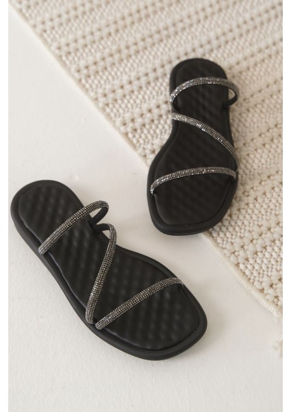 Alba Siyah Kadın Taşlı Terlik fiyatları