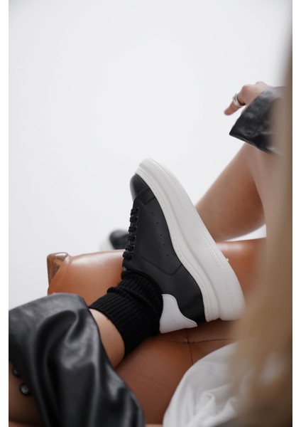 Bella Siyah Beyaz Kadın Spor Ayakkabı fırsatları