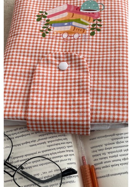 Baskılı Turuncu Pötikare Kitap Kılıfı Kitap Sever Hediyesi modelleri