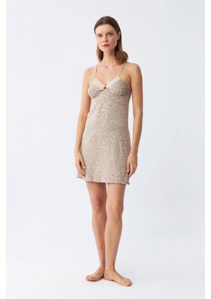 - Kadın Penye Vizon Leopar Desenli Ip Askılı Gecelik modelleri