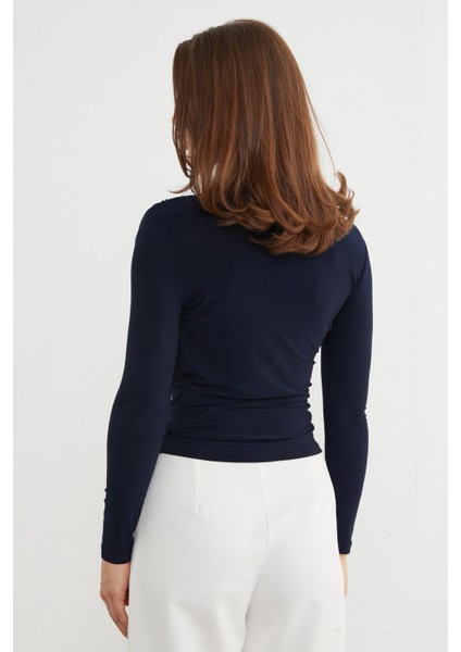 Drapeli Balıkçı Yaka Bluz