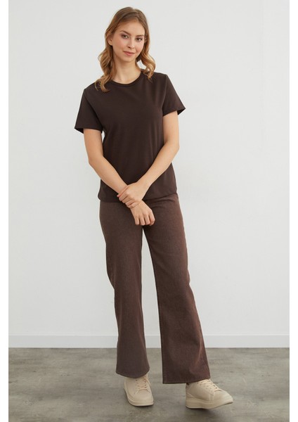 Basic Bisiklet Yaka Tişört indirimleri