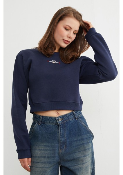 3 Iplik Ayıcık Nakışlı Crop Sweatshirt modelleri