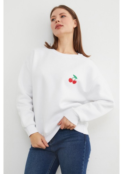 3 Iplik Kiraz Baskılı Oversize Sweatshirt fırsatları