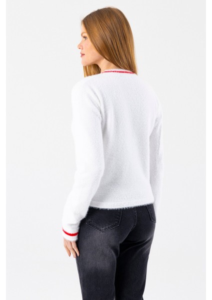 Kadın Bisiklet Yaka Kalp Detaylı Triko Kazak Beyaz - 2358