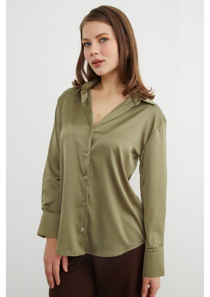 Basic Saten Gömlek indirimleri