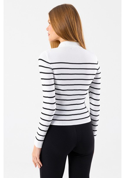 Kadın Polo Yaka Düğme Detaylı Çizgili Triko Body Beyaz - 2058