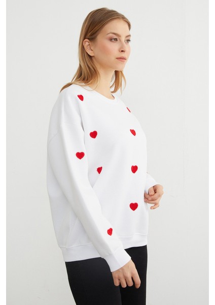 3 Iplik Kalp Nakışlı Oversize Sweatshirt modelleri