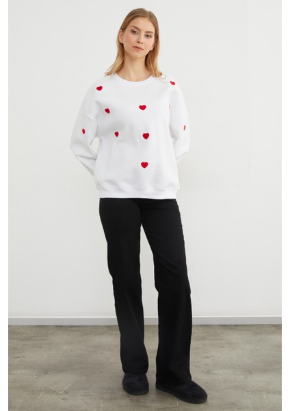 3 Iplik Kalp Nakışlı Oversize Sweatshirt