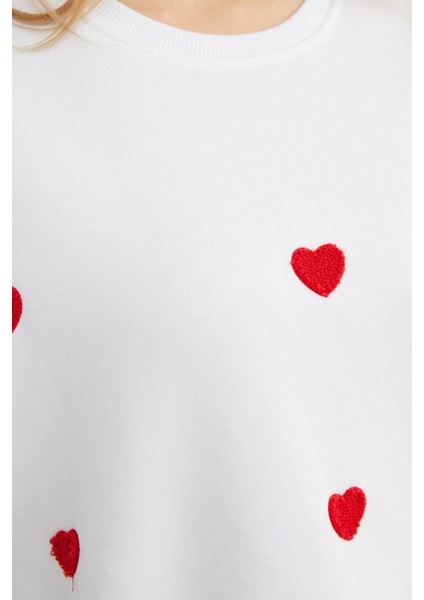 3 Iplik Kalp Nakışlı Oversize Sweatshirt