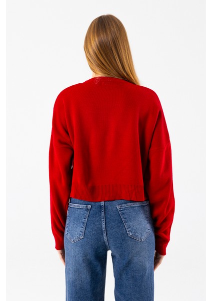 Kadın Bisiklet Yaka Kostümlü Ayıcık Nakışlı Triko Kazak Kırmızı - 2344