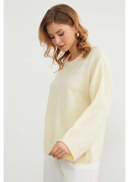 Basic Bisiklet Yaka Salaş Triko Kazak