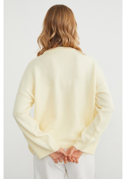 Basic Bisiklet Yaka Salaş Triko Kazak