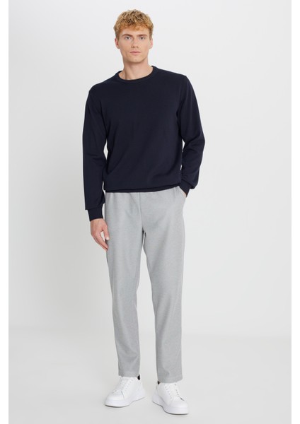 Pamuklu Standart Fit Normal Kesim Beli Bağlamalı Yan Cepli Jakarlı Eşofman Altı modelleri