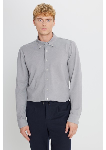 Pamuklu Tailored Slim Fit Dar Kesim Düğmeli Yaka Örme Gömlek