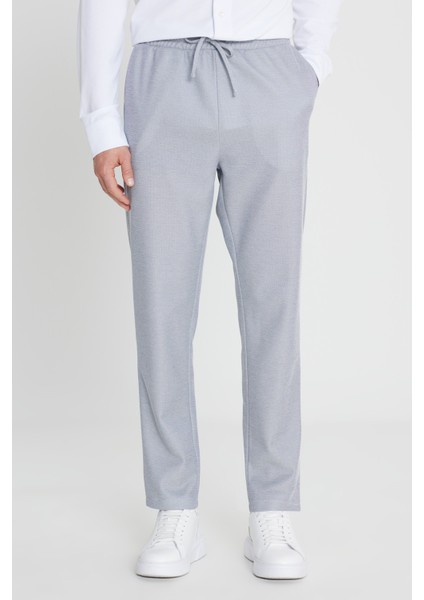 Pamuklu Standart Fit Normal Kesim Beli Bağlamalı Yan Cepli Jakarlı Eşofman Altı