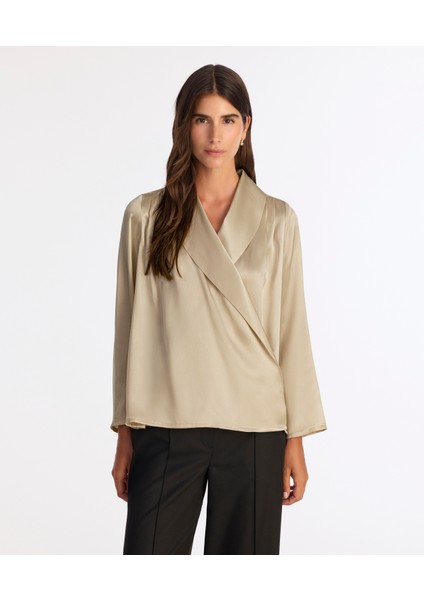 Geniş Şal Yaka Uzun Kol Gömlek