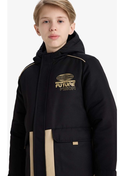 Erkek Çocuk Su İtici Kapüşonlu Fermuarlı Mont E9357A825WN fırsatları