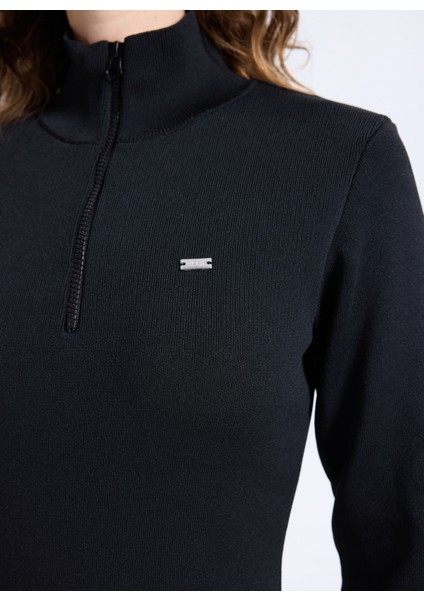 Dik Yaka Düz Örgü Desenli Siyah Diz Üstü Kadın Elbise J5WL-ELB7078