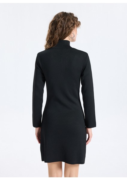 Dik Yaka Düz Örgü Desenli Siyah Diz Üstü Kadın Elbise J5WL-ELB7078