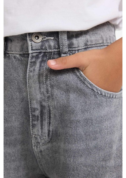 Erkek Çocuk Barrel Fit Düz Paça Jean Pantolon G3256A825WN fırsatları