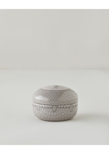 Vesta Kokulu Mum 170 G Beyaz