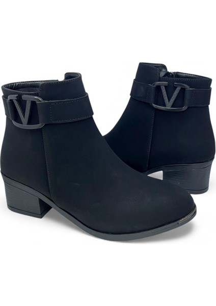 Kadın Siyah Toka Detaylı Yandan Fermuarlı Bot