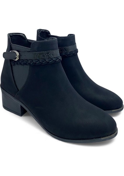 Kadın Siyah Kemer Detaylı Yandan Fermuarlı Bot modelleri