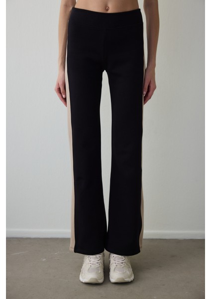 Siyah Termal Etkili Panel Detaylı Flare (Ispanyol Paça) Pantolon