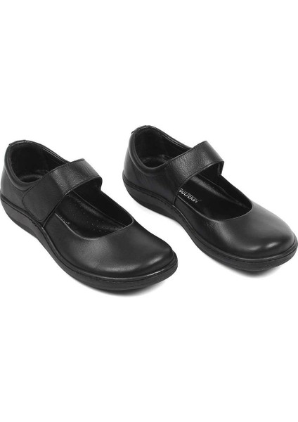 Kadın Siyah Bilekten Bantlı Deri Ayakkabı