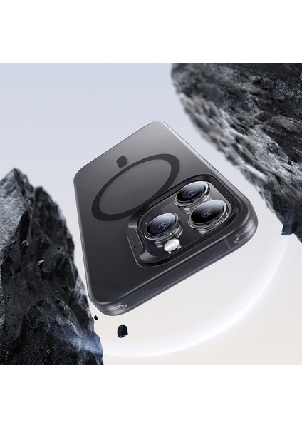 iPhone 16 Pro Max Uyumlu Kılıf M-Safe Şarj Özellikli Yeni Seri Benks Lucid Armor Kapak Siyah