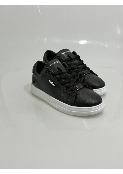 2885 Wickers Siyah-Beyaz Kalp Desenli Bayan Spor Ayakkabısı