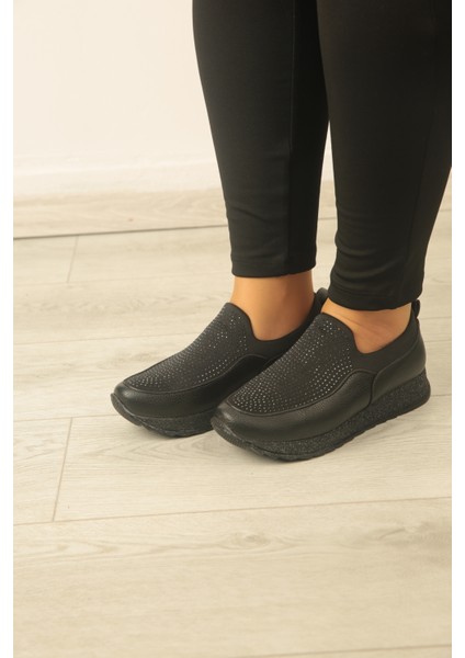 Ortopedik Tabanlı Ultra Hafif Kadın Siyah Su Geçirmez Casual Ayakkabısı fiyatları