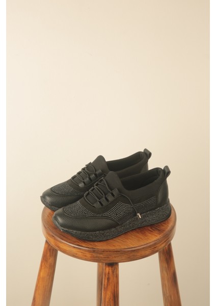 Ortopedik Tabanlı Ultra Hafif Kadın Siyah Su Geçirmez Casual Ayakkabısı fırsatları