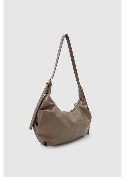 Lilsa Ayarlanabilir Askılı Yumuşak Form Baget Omuz Çantası Vizon indirimleri